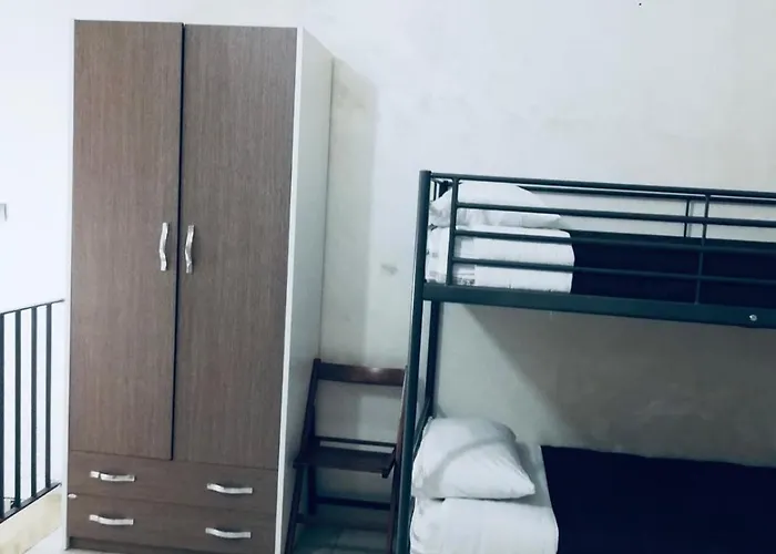 House Romantic